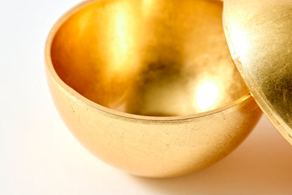 globe / gold leaf