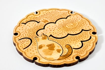 Tomogu – Butterfly and Calico Cat