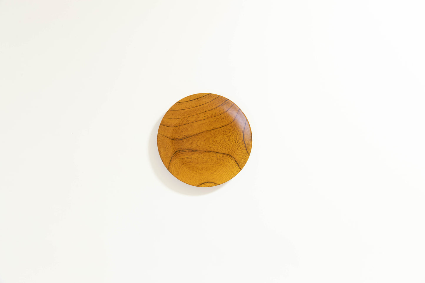 Lacquer Nitori Plate Keyaki φ18cm