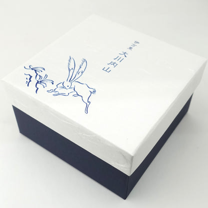 Gold Line Kosome Rabbit Rice Bowl Imari Porcelain