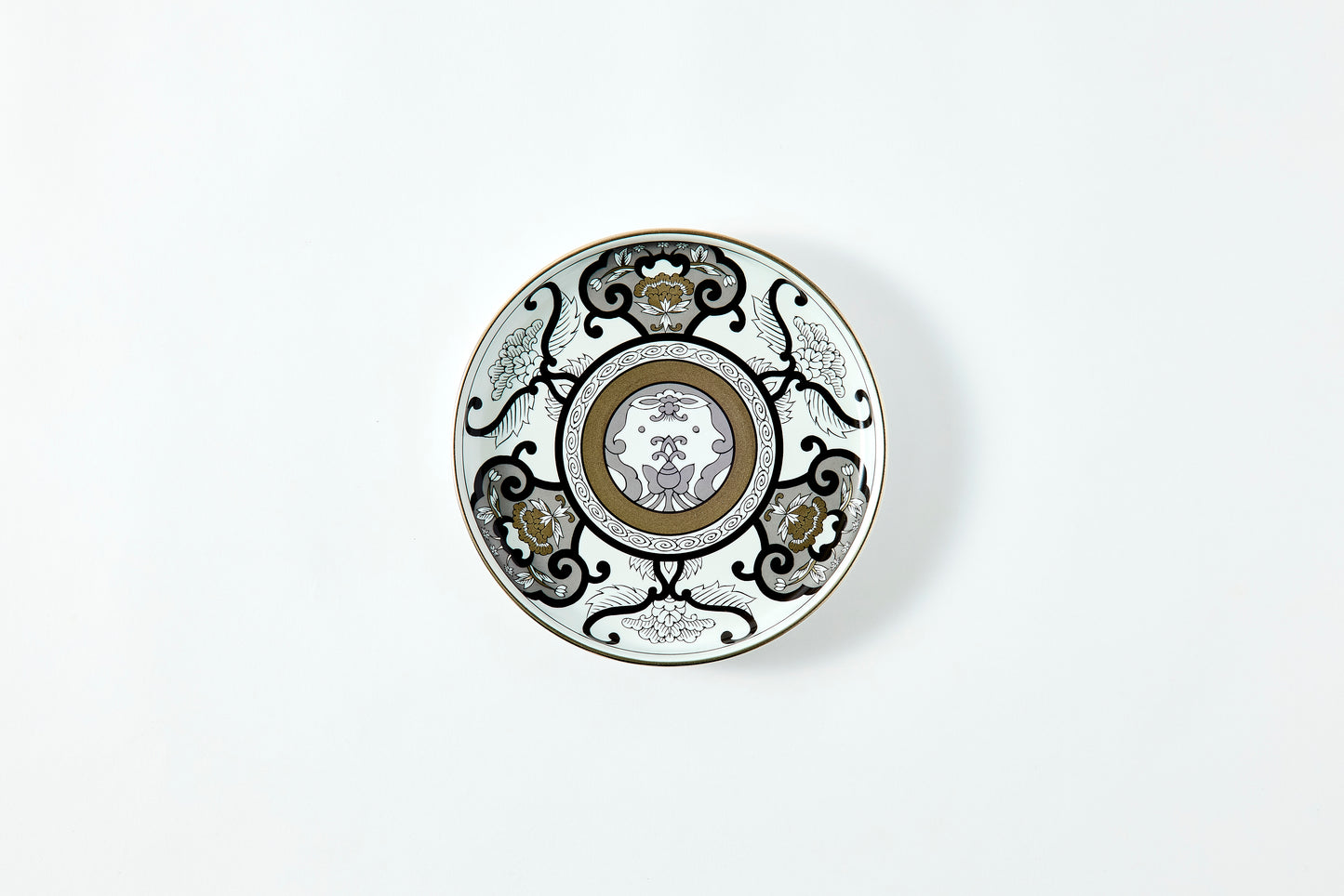 Japanese Round Plate - JS Ko-Imari Floral Pattern 190mm