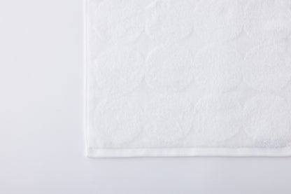 menca mature – Hand Towel