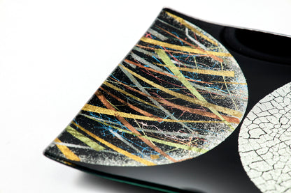 Minamo Moon – Hongin Ice Crack Kawari – Yakihaku on Black – Square Plate
