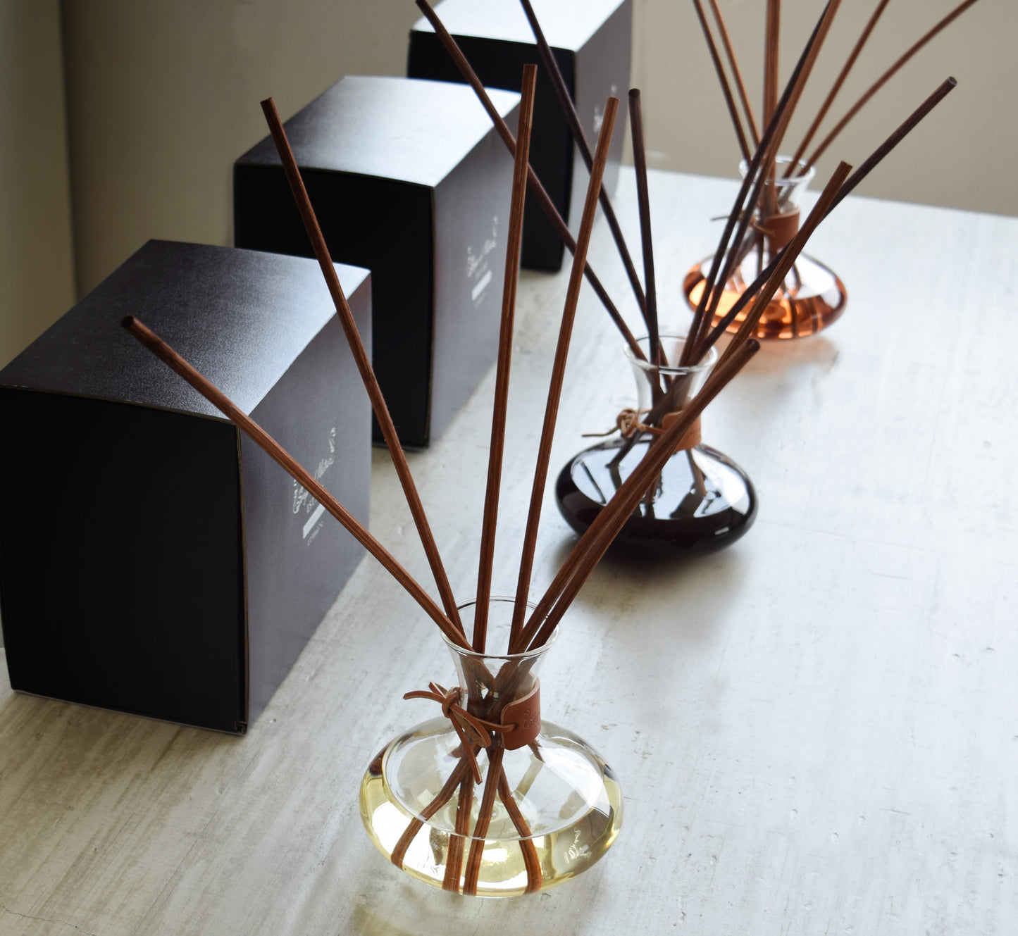 Carafe Diffuser <with Dedicated Diffuser Reeds> Champagne