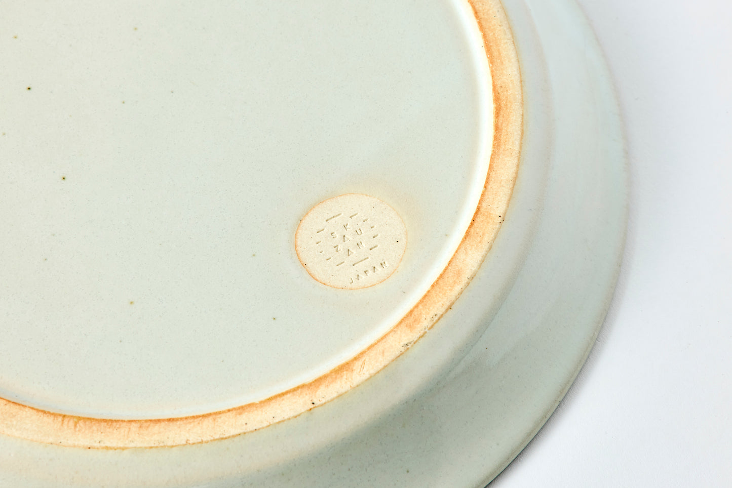 MONO Plate L