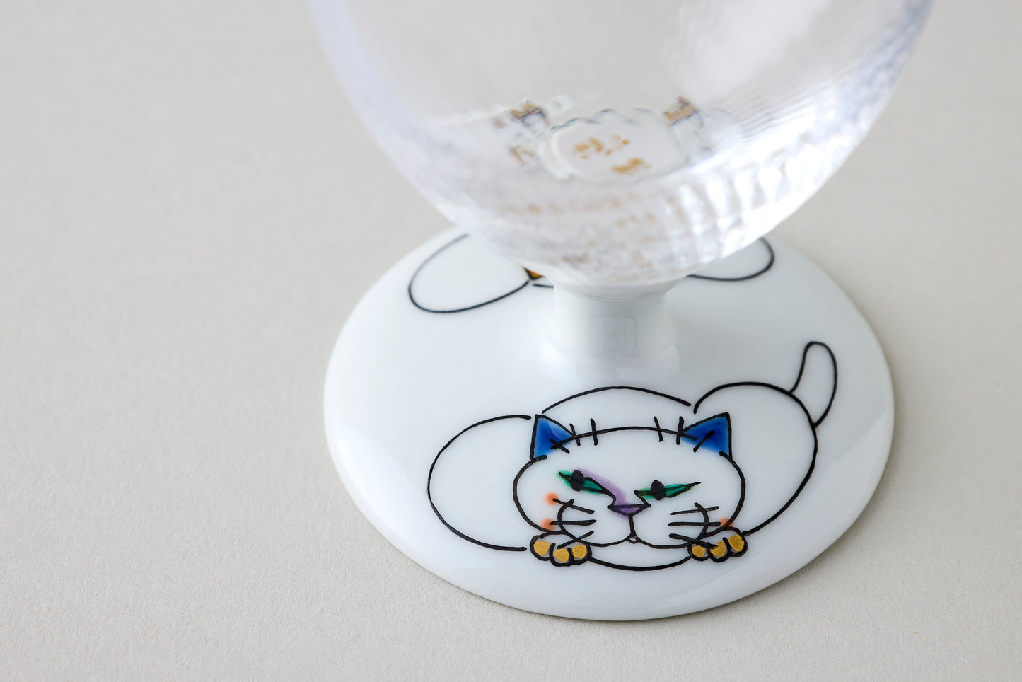 Free Glass Small (Diagonal Cut) - Cat's Holiday