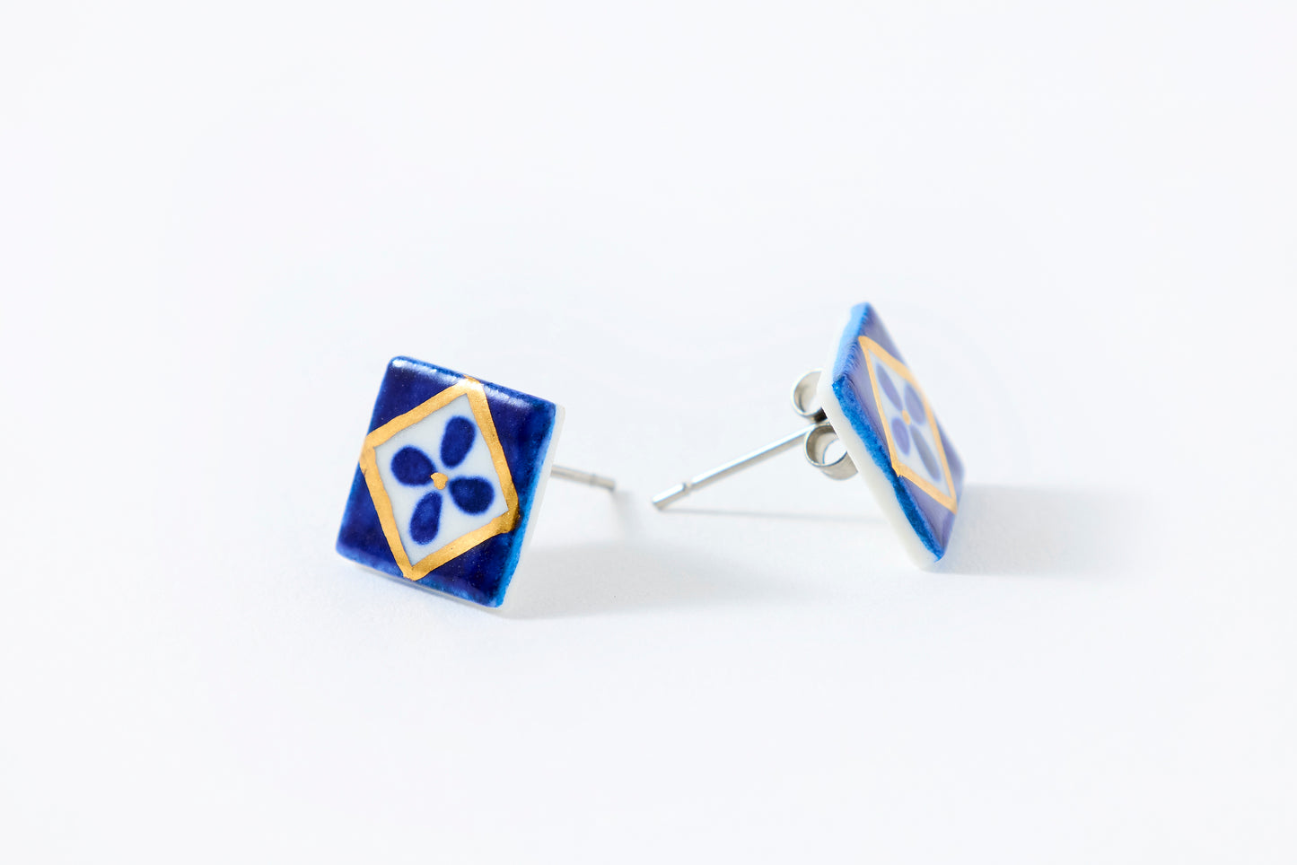 Hand-Painted Mini Tile Grass Flower Pattern Earrings