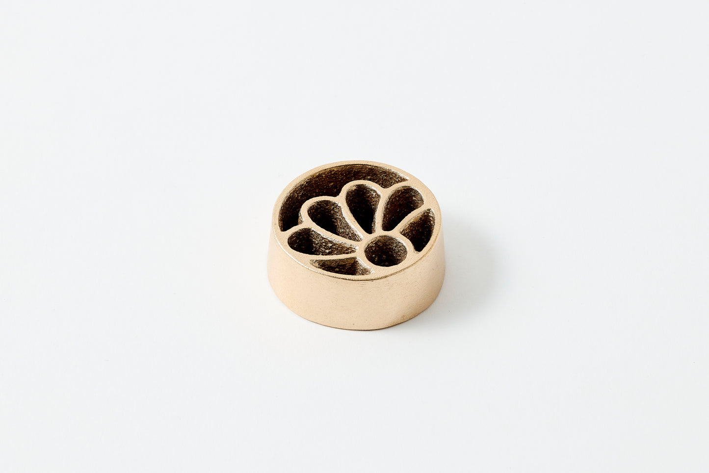 Pin-less Flower Frog ® / Petal S