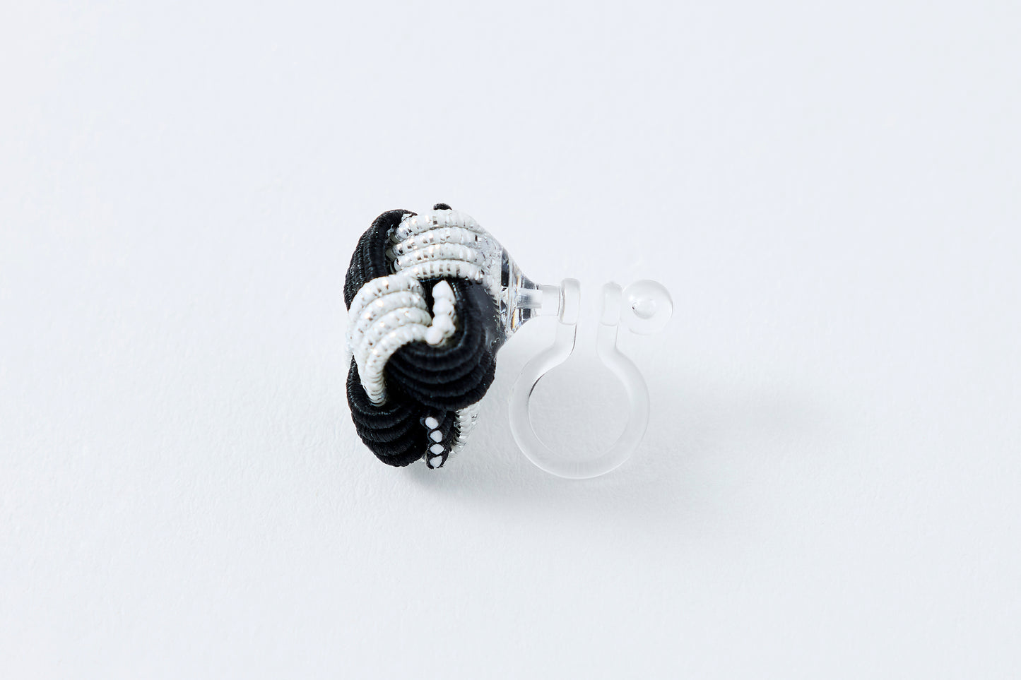 Ichimatsu | Non-Pierced Earrings (Resin) - Black & Silver