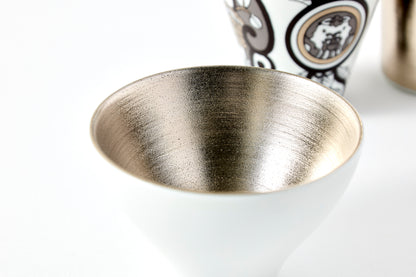 Japanese Sake Tasting Set with Cups - Platinum/JS Koimari Floral Pattern