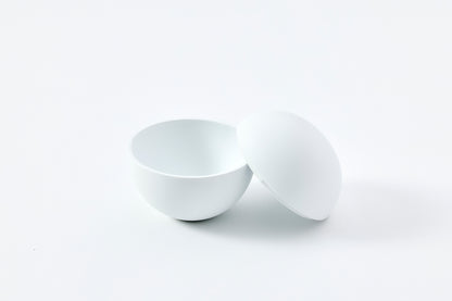 globe / matte white