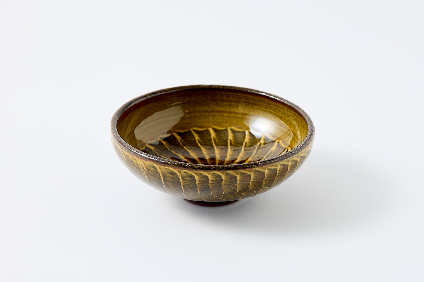 FD Amber Glaze Brush Stroke Round Flat Bowl Hasami Porcelain