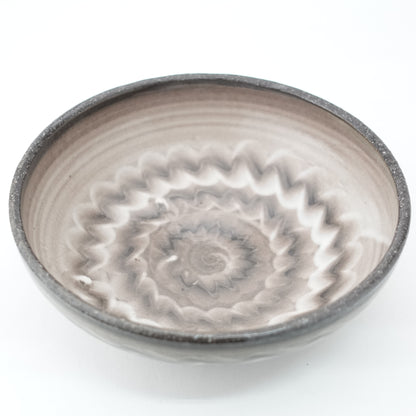 FD White Glaze Ripple Round Flat Bowl Hasami Porcelain