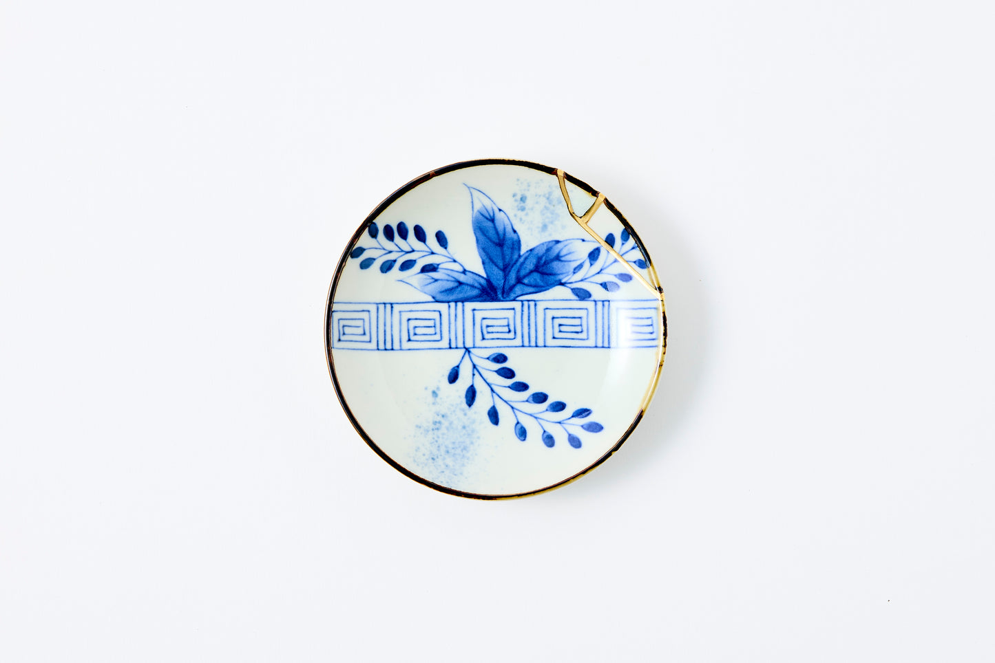 Gold Line Kosome Bush Clover Small Plate Imari Porcelain