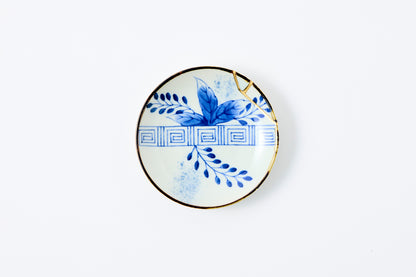 Gold Line Kosome Bush Clover Small Plate Imari Porcelain