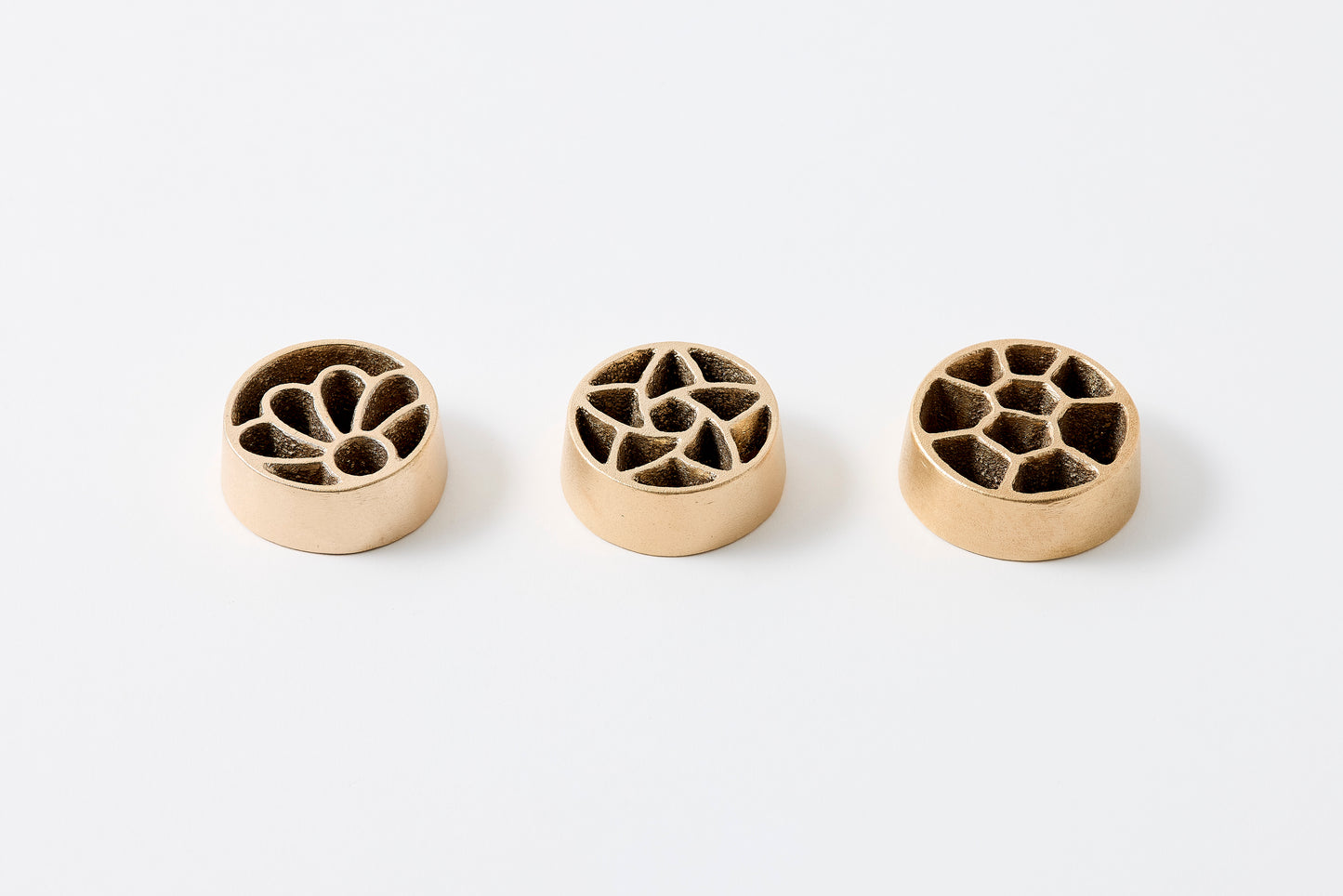 Pin-less Flower Frog ® / Hana S