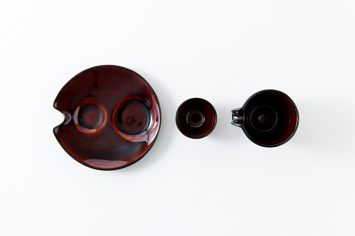 Shizuru Cold Sake Server Lacquer Brown