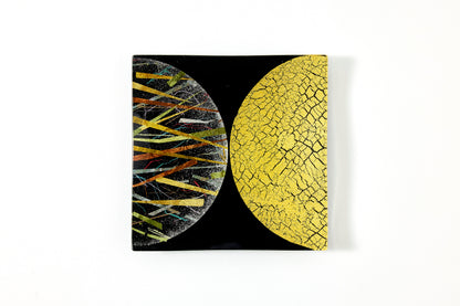 Minamo Moon – Honkin Ice Crack Kawari – Yakihaku on Black – Square Plate