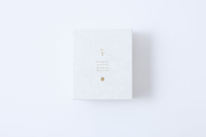 Arigatou Bangle Medium Gold