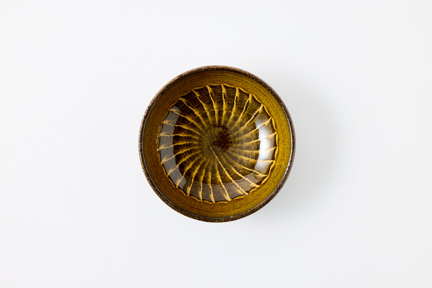 FD Amber Glaze Brush Stroke Round Flat Bowl Hasami Porcelain