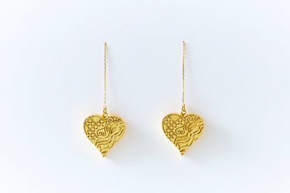 HAKUCESSORY Earrings Love Luck Gold