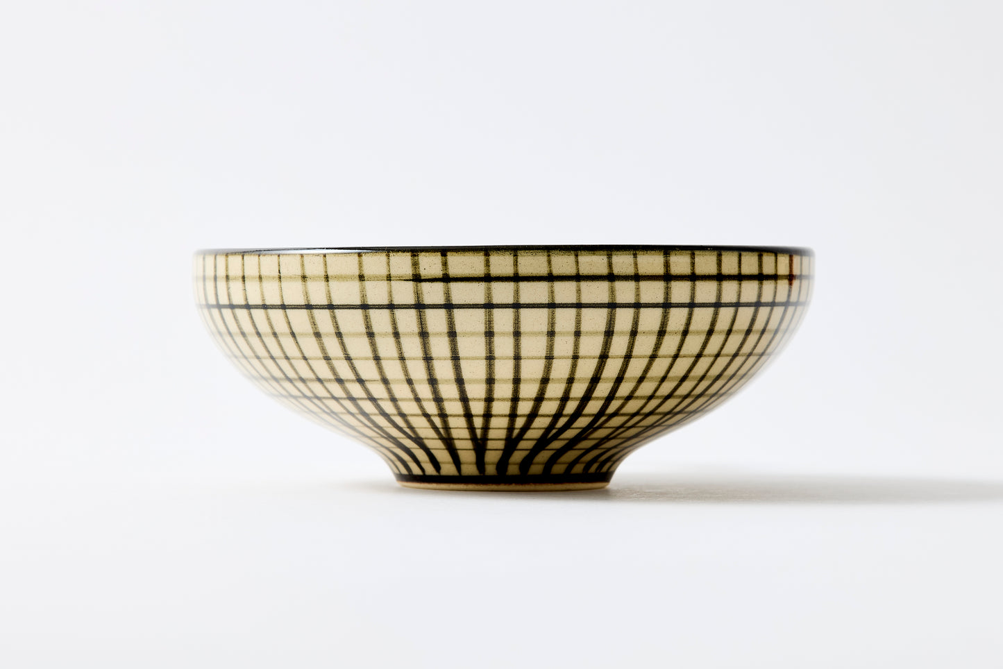 FD Lattice Round Flat Bowl Hasami Porcelain
