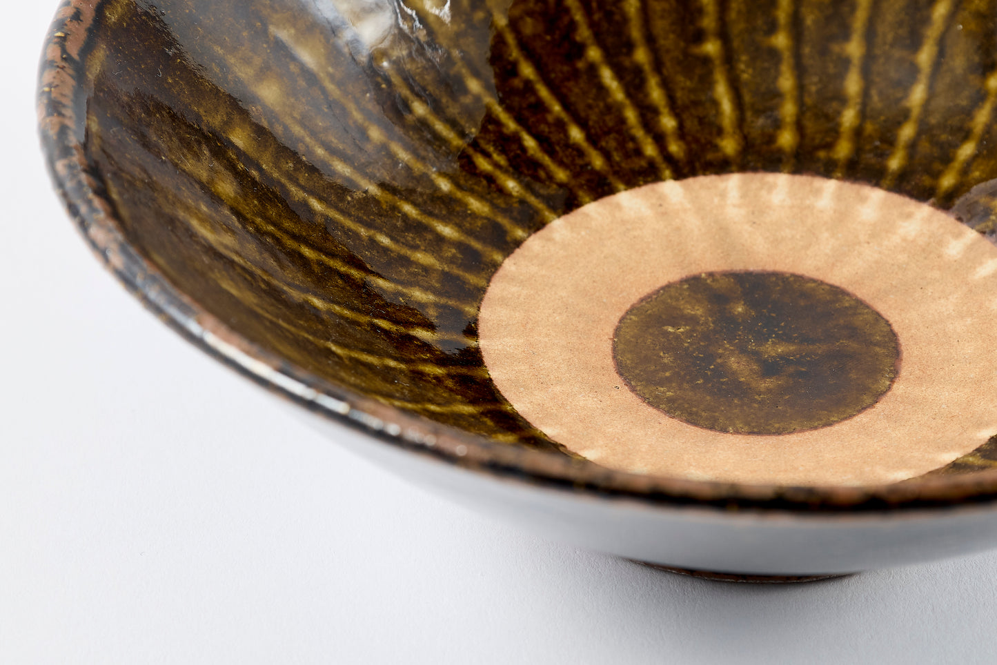 FD Amber Glaze Brush Stroke Mehagi 5.5-inch Flat Bowl Hasami Porcelain