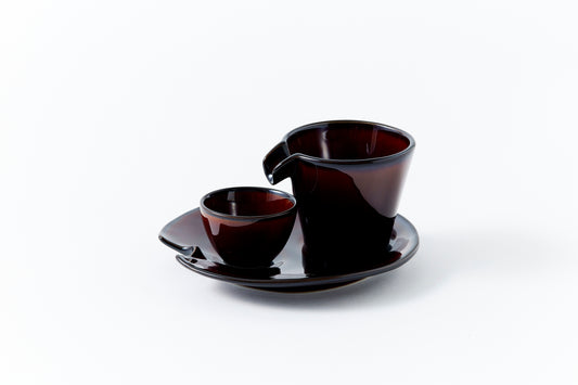 Shizuru Cold Sake Server Lacquer Brown