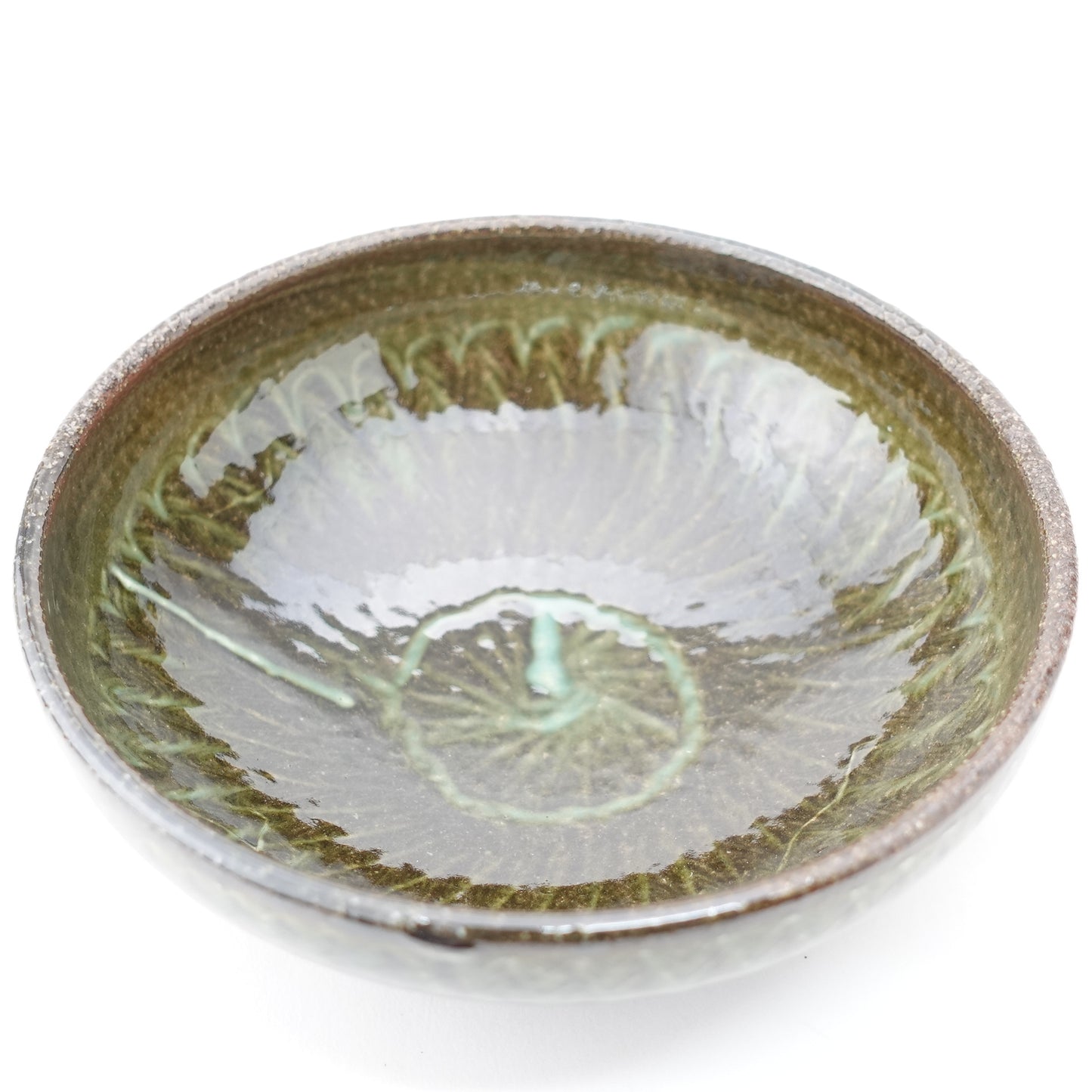 FD Green Glaze Bold Double Brush Stroke Round Flat Bowl Hasami Porcelain