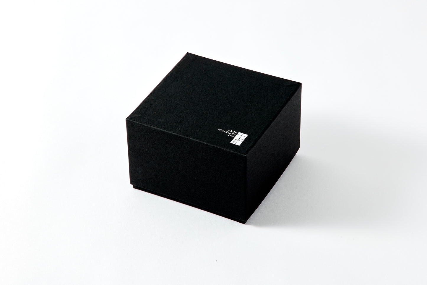 Teacup & Saucer 150ml - JT Ko-Imari Floral Pattern