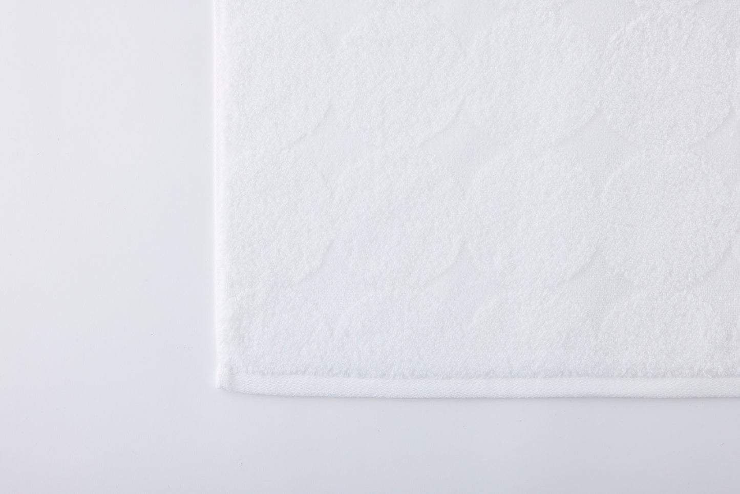 menca mature – Mini Bath Towel