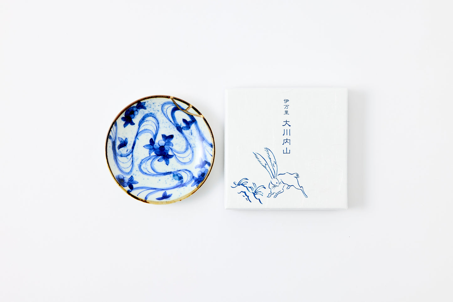 Gold Line Kosome Water Stream Small Plate Imari Porcelain