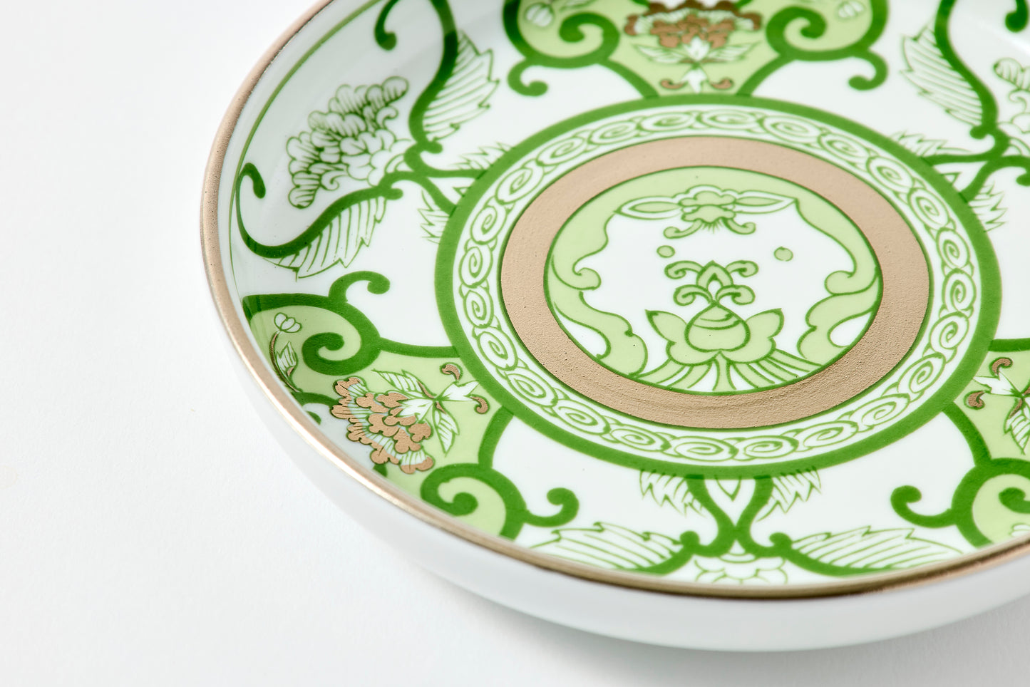 Individual Plates - JT Ko-Imari Floral Pattern