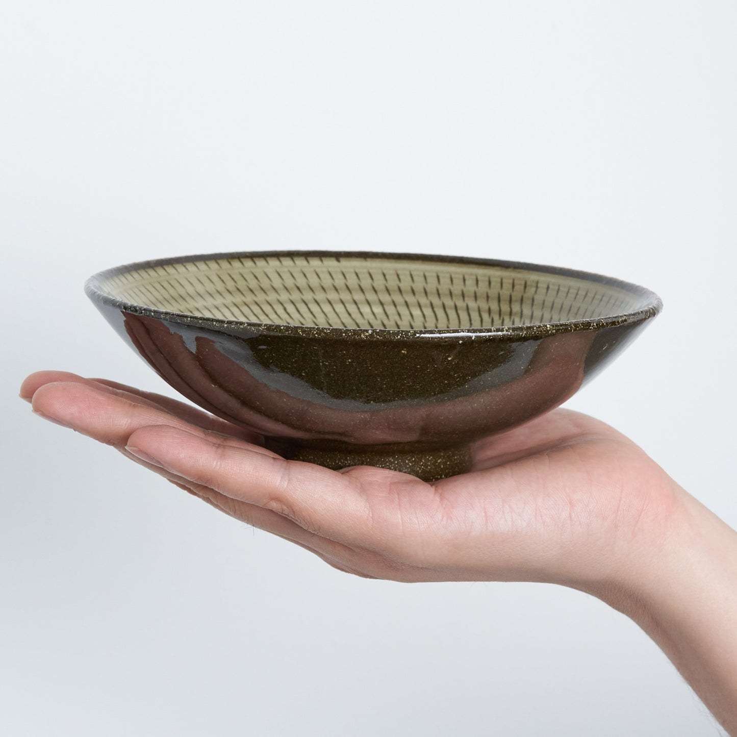 FD Yellow Glaze Tobikanna Mehagi 5.5-inch Flat Bowl Hasami Porcelain