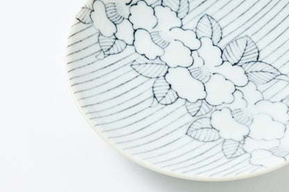 Camellia Motif Nabeshima Komon Small Plate Imari Porcelain