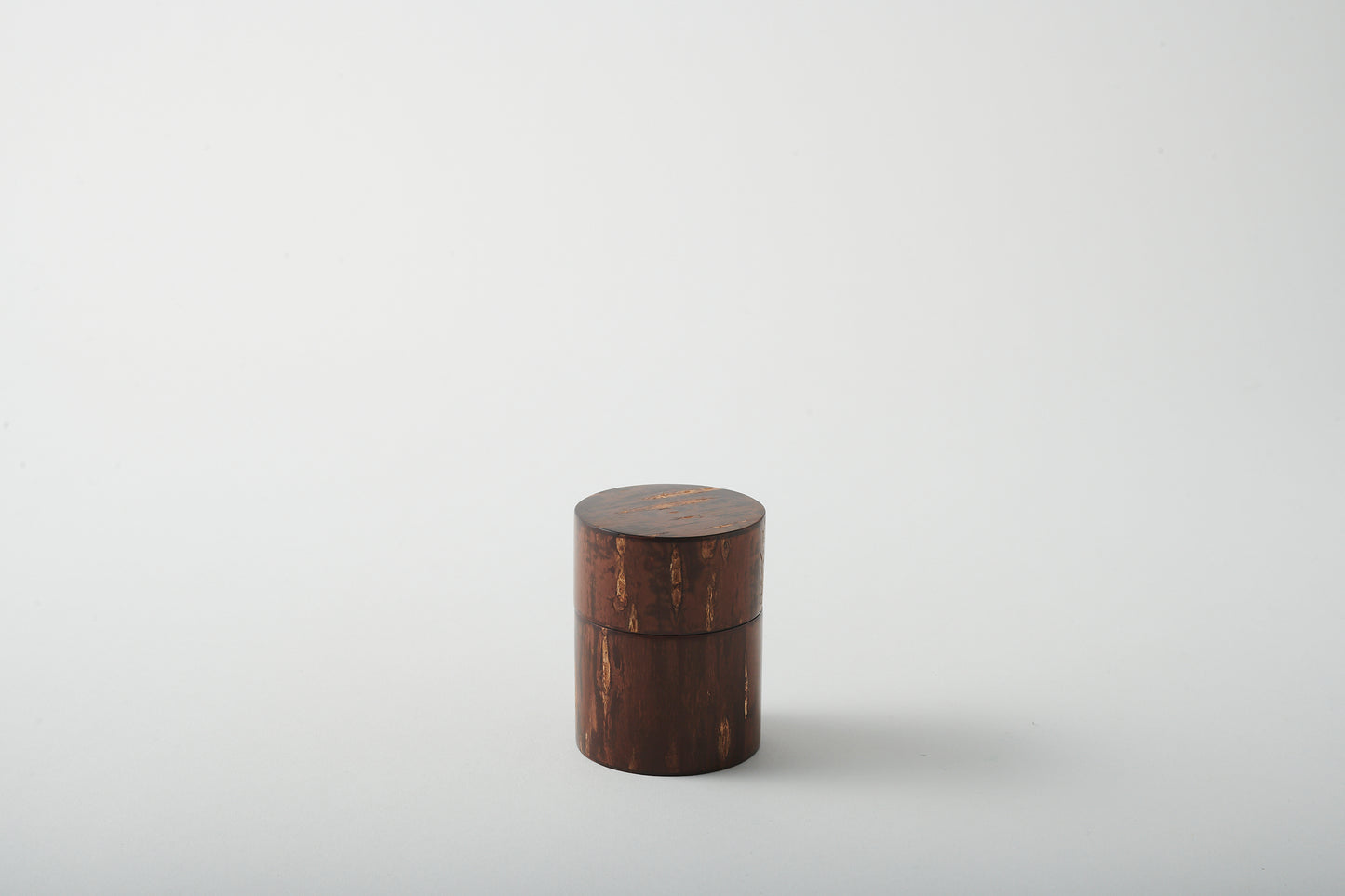 Portable Tea Canister Simple by Keitaro Arakawa