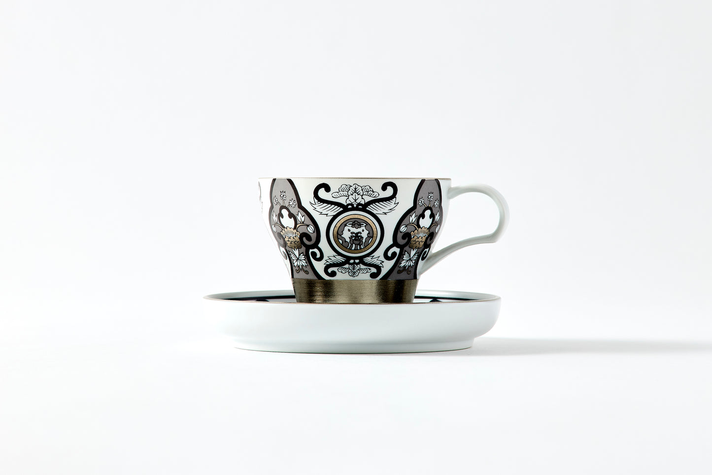 Teacup & Saucer - JS Ko-Imari Floral Pattern 150ml