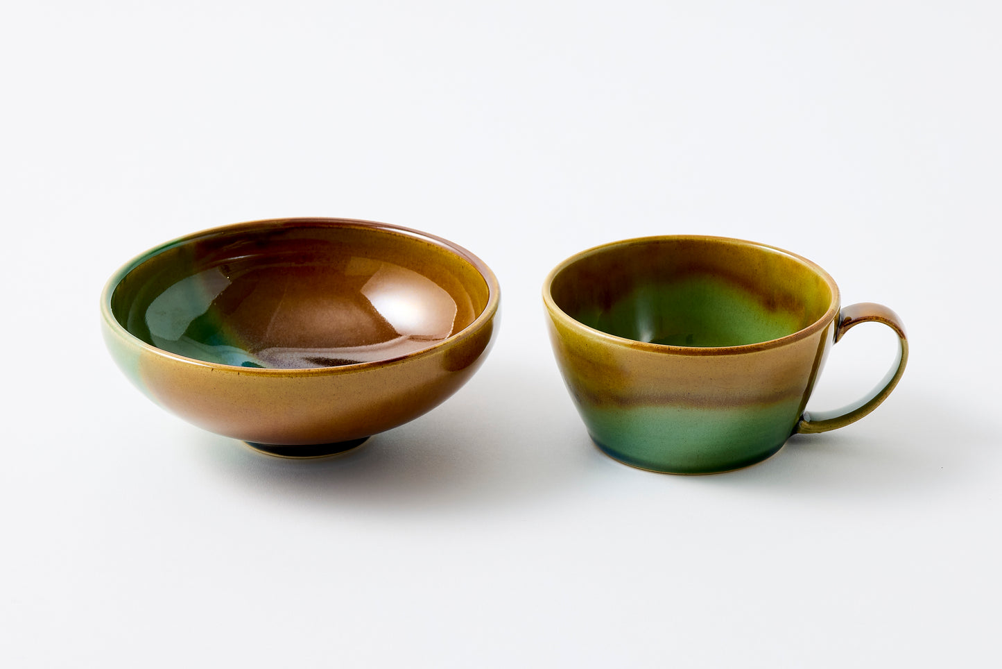 FD Amber Oribe Split Glaze Round Flat Bowl Hasami Porcelain