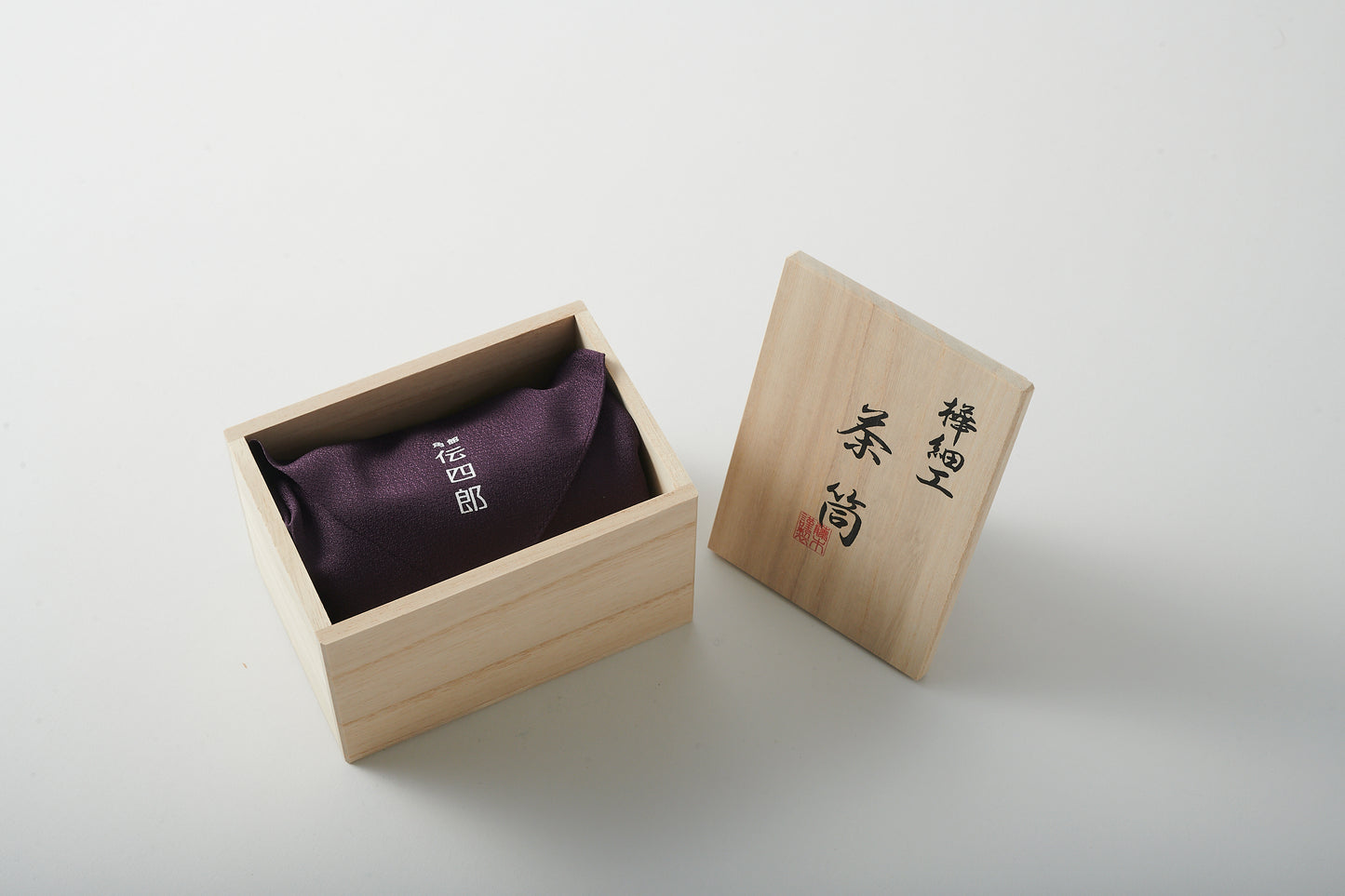 Tea Canister Mountain Sakura by Keitaro Arakawa