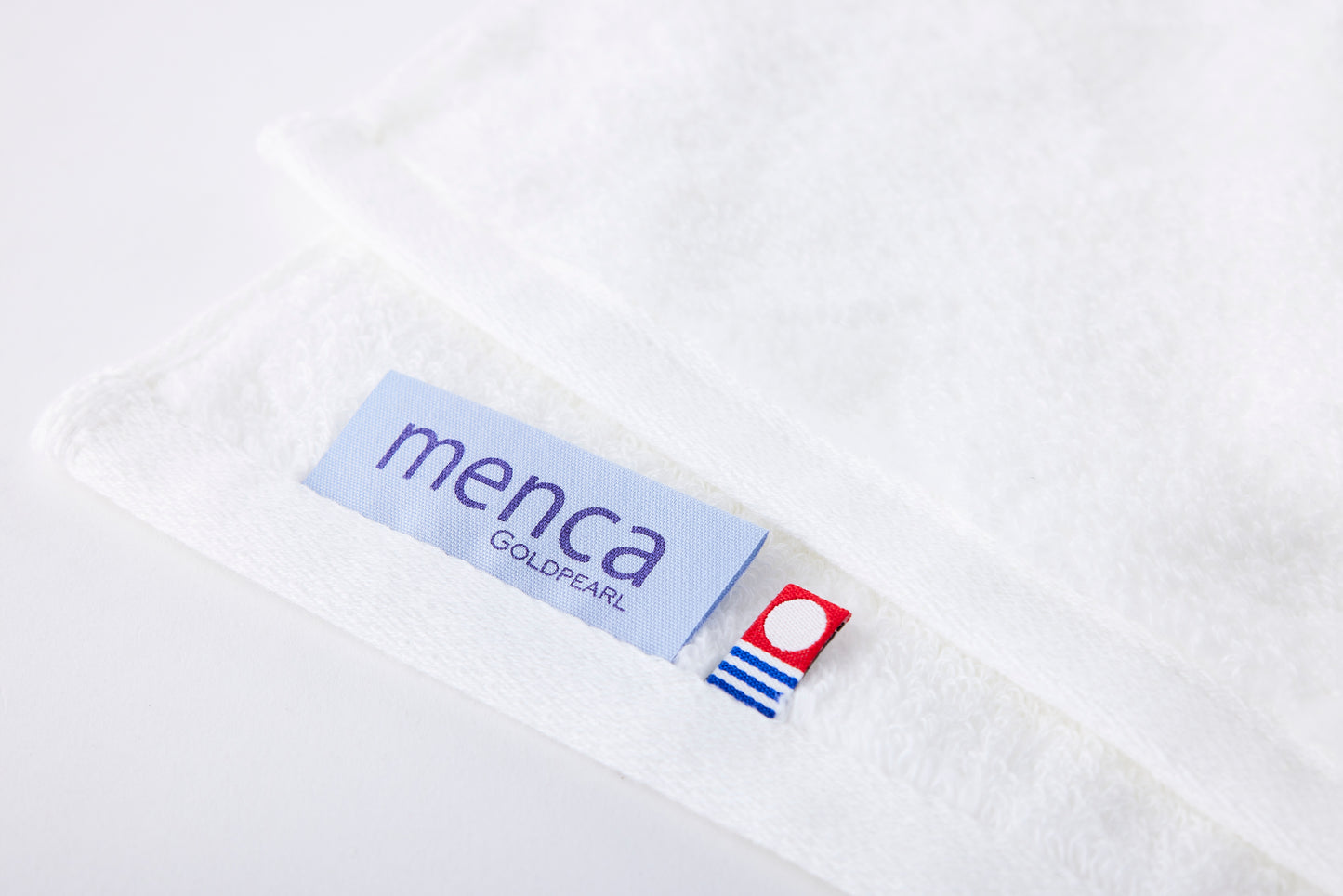 menca mature – Bath Towel