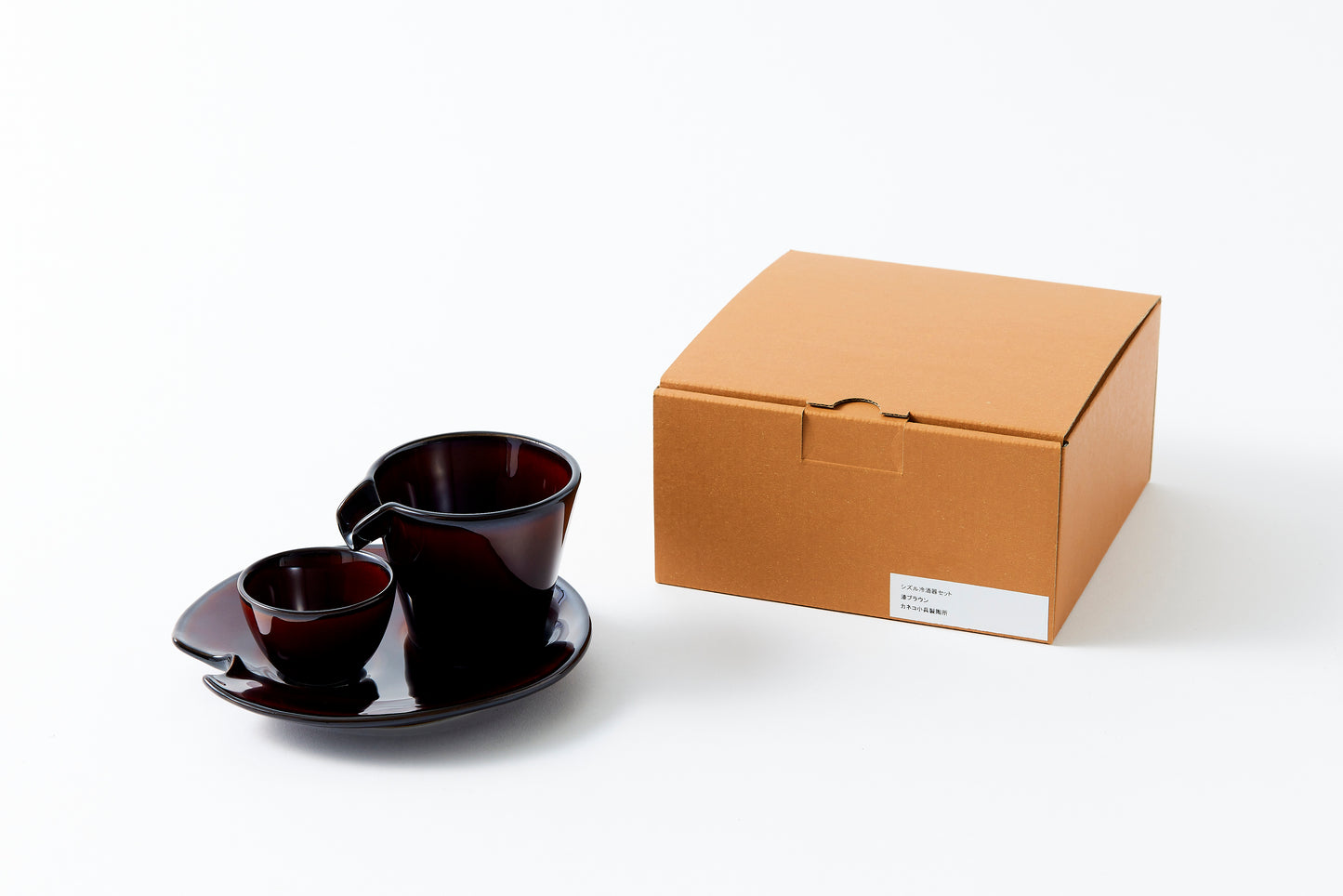 Shizuru Cold Sake Server Lacquer Brown