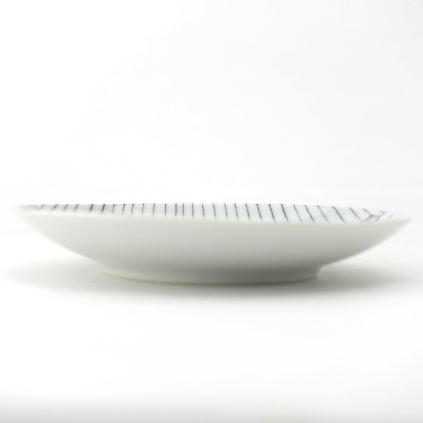 Camellia Motif Nabeshima Komon Small Plate Imari Porcelain