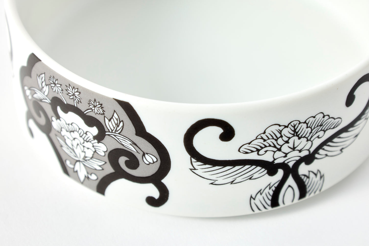 Single-tier Serving Box - JS Ko-Imari Floral Pattern