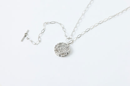HAKUCESSORY Necklace Money Luck Platinum