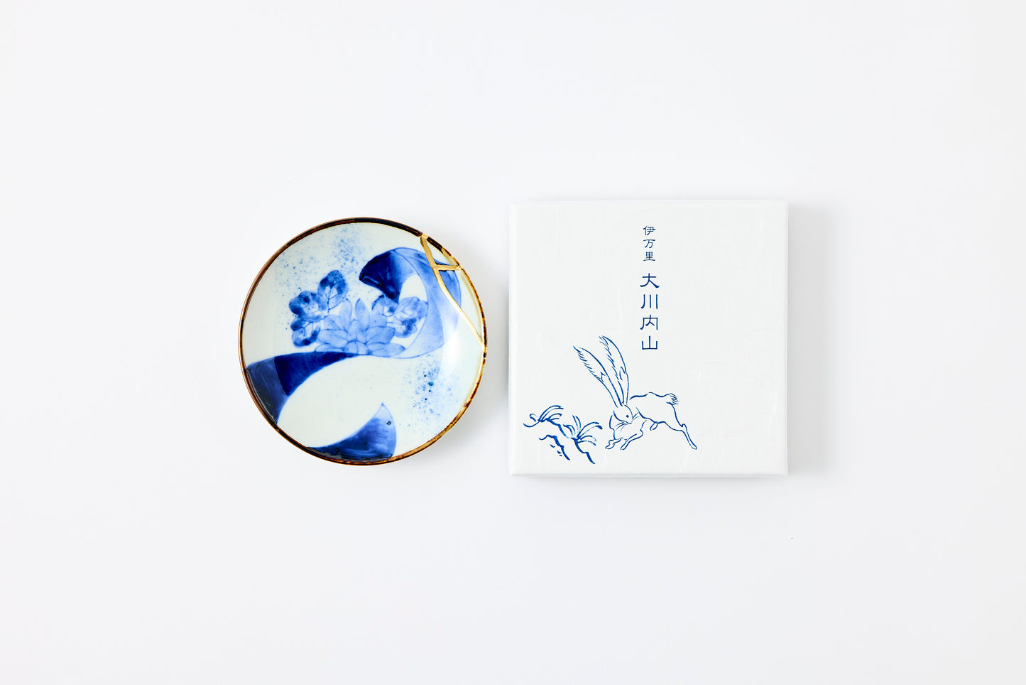 Gold Line Kosome Floral Garland Small Plate Imari Porcelain
