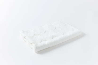 menca mature – Bath Mat