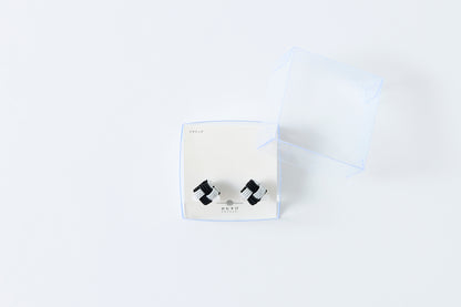 Ichimatsu | Non-Pierced Earrings (Resin) - Black & Silver