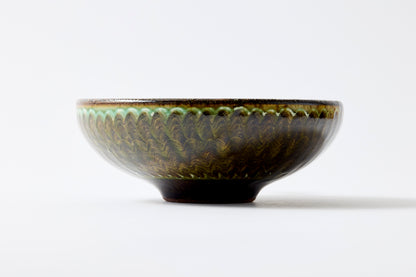 FD Green Glaze Bold Double Brush Stroke Round Flat Bowl Hasami Porcelain