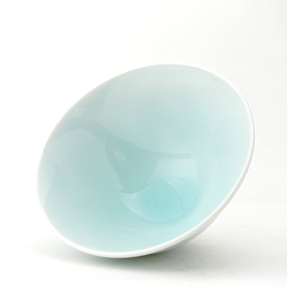 WANOKA Flower-Shaped Rice Bowl Celadon Arita Porcelain