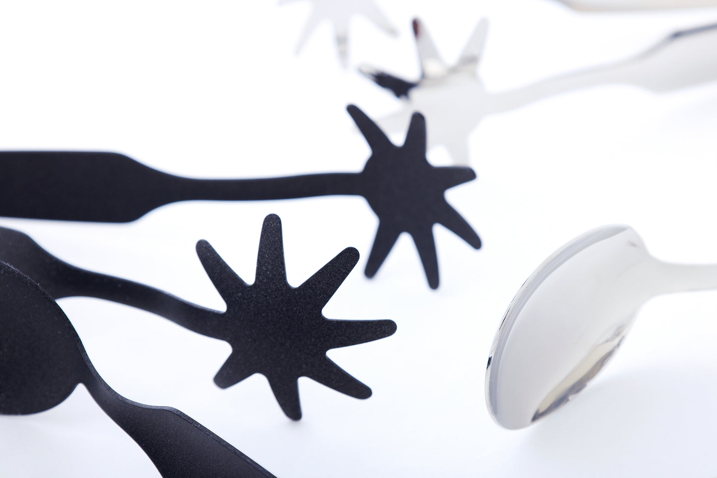 Salad Tong Star Black Finish